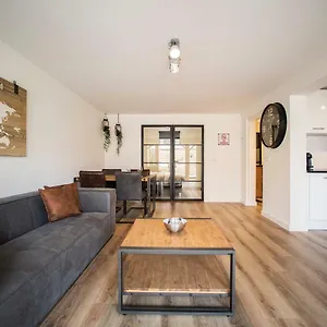 Excellent Appartement Zandvoort
